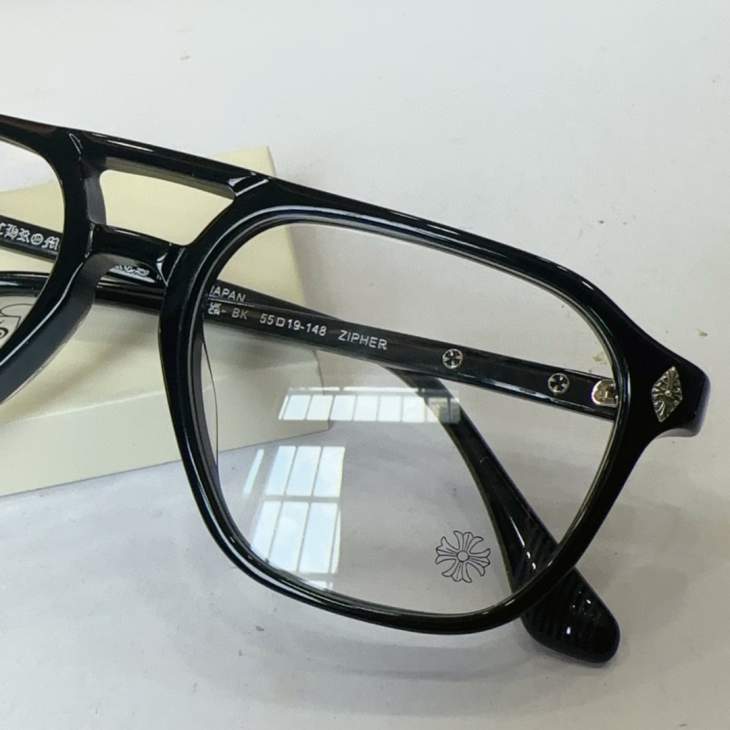 Picture of Chrome Hearts Sunglasses _SKUfw66708620fw